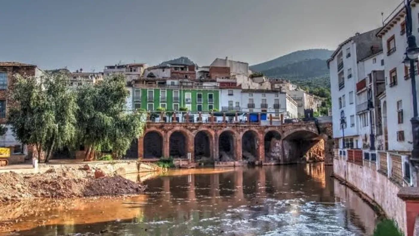 La Puerta de Segura