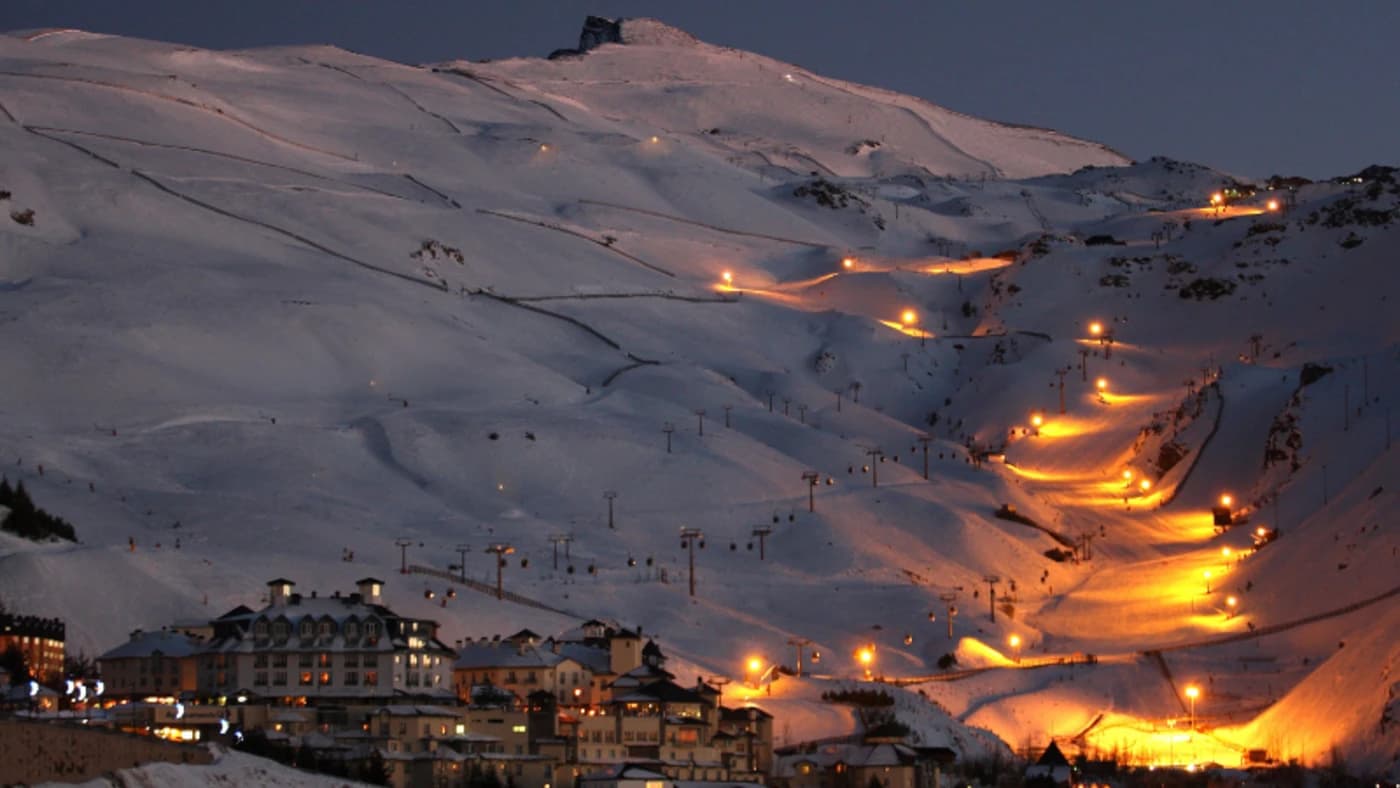 Estacion de Esqui Sierra Nevada - Pradollano